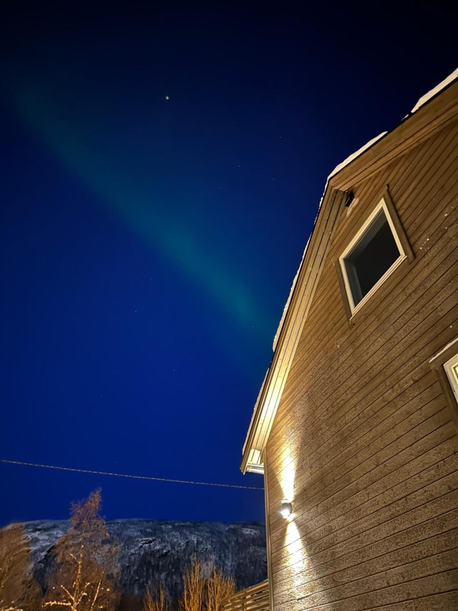 Tromsdalen Aurora Apartments Tromsø Exteriör bild